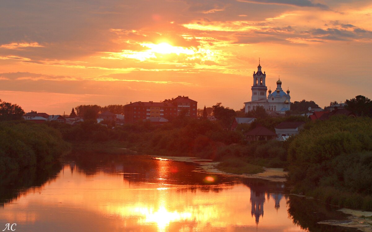 Закаты на Пышме (серия) - Любовь Сахарова
