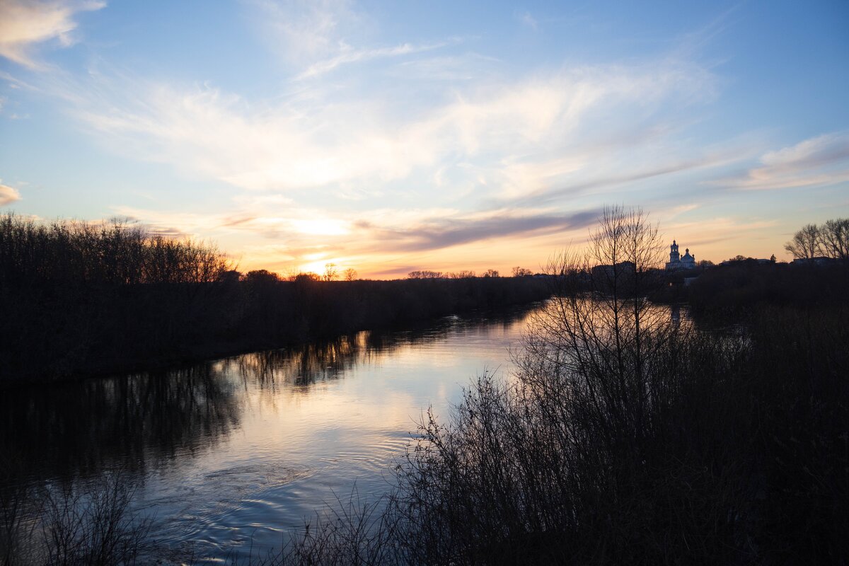 Закаты на Пышме (серия)удалитьредактировать - Любовь Сахарова Закаты на Пышме (серия)удалитьредактировать - Любовь Сахарова