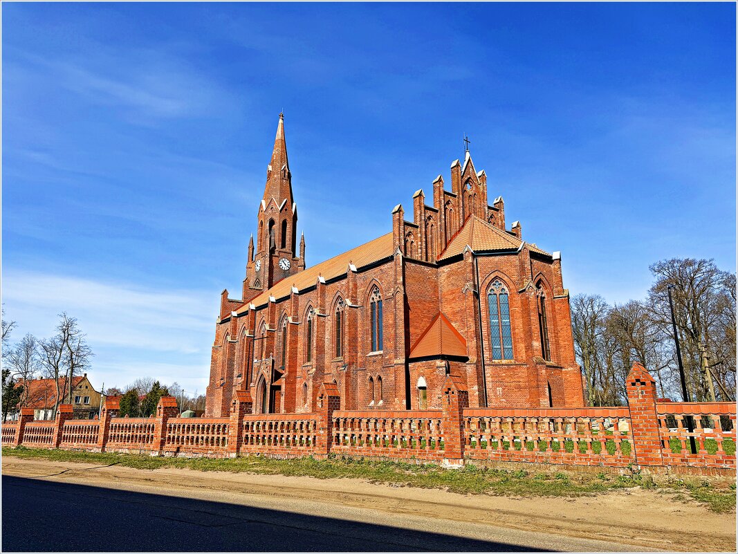 Кирха Хенрихсвальде. - Валерия Комова Кирха Хенрихсвальде. - Валерия Комова