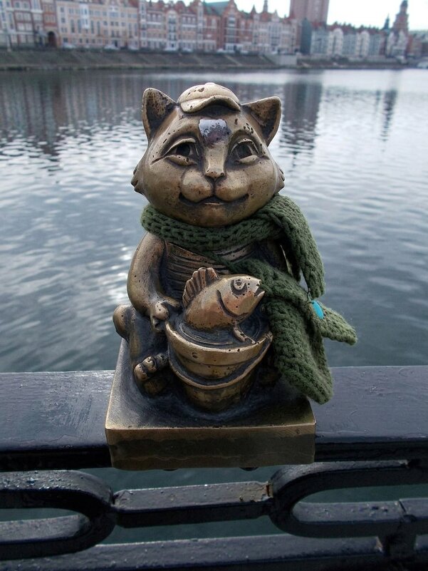 Барсик уже рыбу наловил - Alisia La DEMA