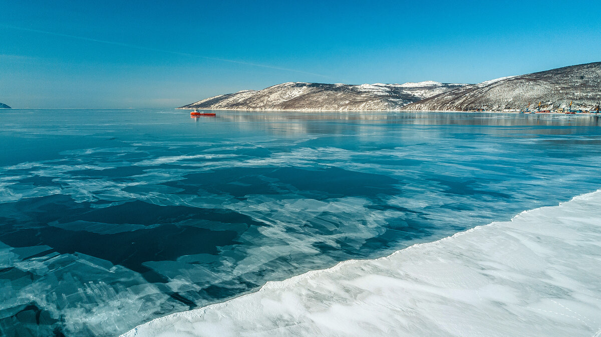 Ледяной ультрамарин - Денис Трофимов