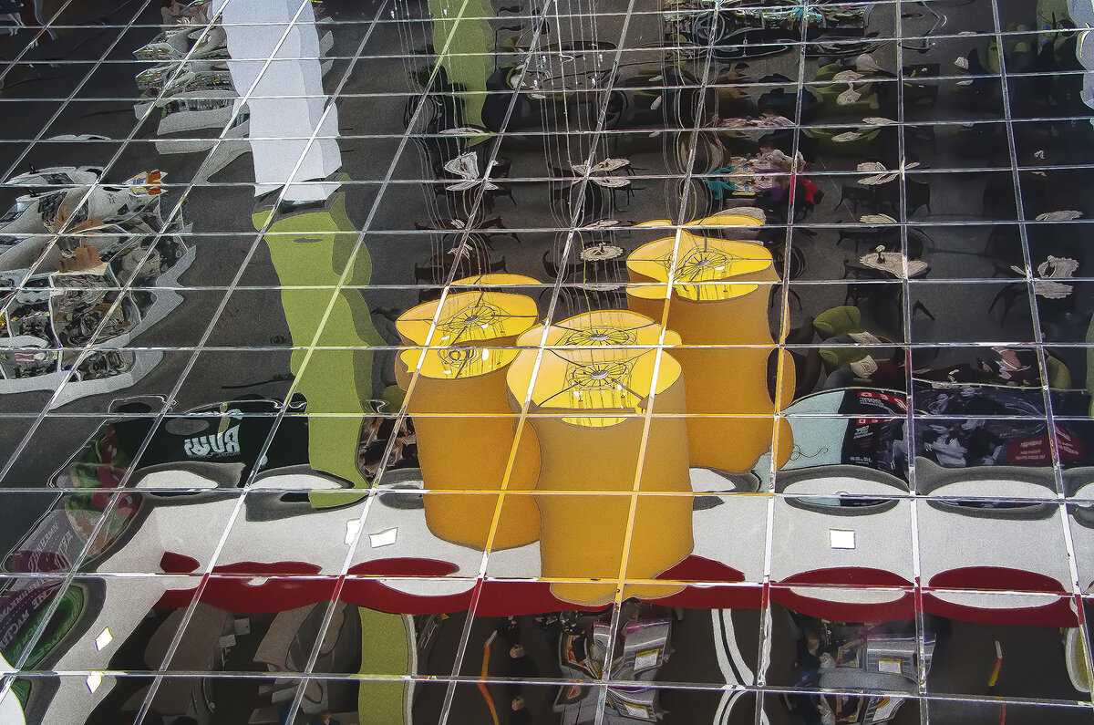 В королевстве кривых зеркал - Alexandеr P