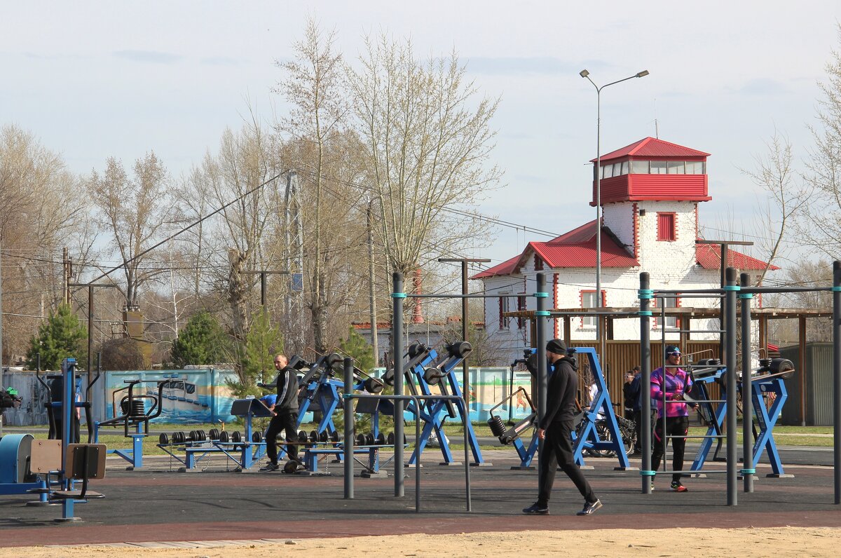 Апрель - Венера Чуйкова