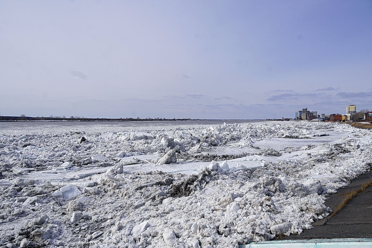 А на Томи ледоход - Галина Кан А на Томи ледоход - Галина Кан