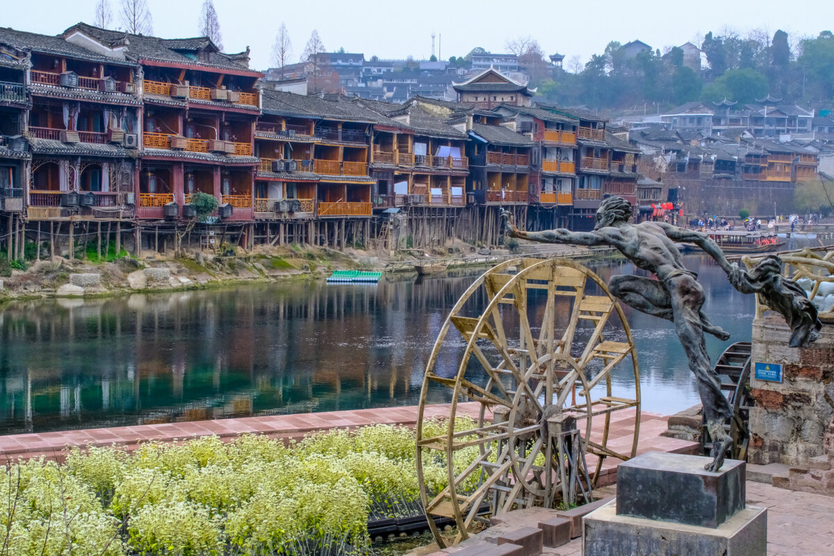 "Бежим бужим" - Георгий А