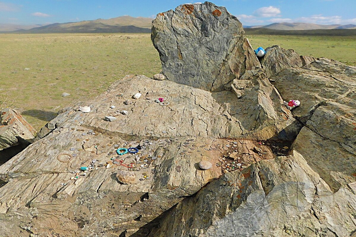 Тархатинский мегалитический комплекс - Владимир Кириченко