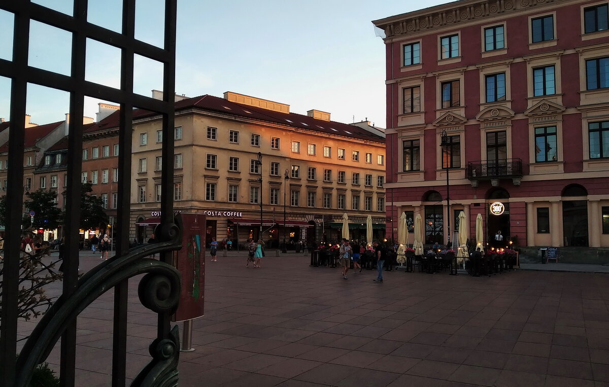 Вечер в Варшаве .. - Татьян@ Ивановна