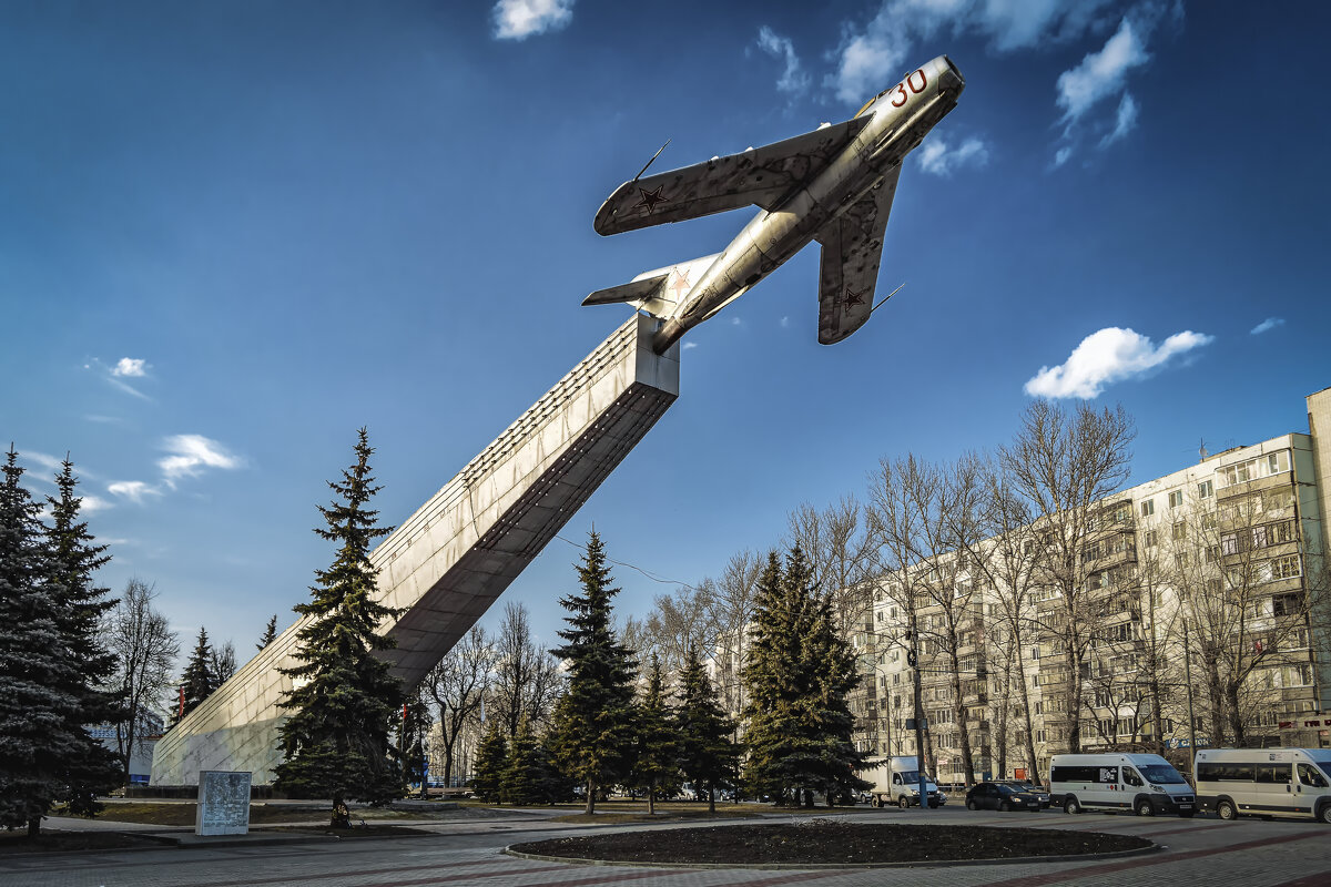 Символы Брянска. Самолет - Олег Подлесных