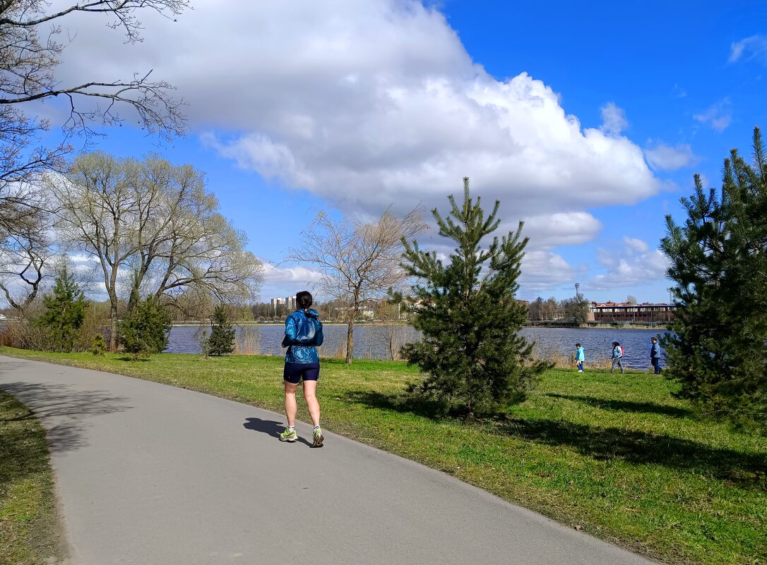 Апрель в парке - Мария Васильева