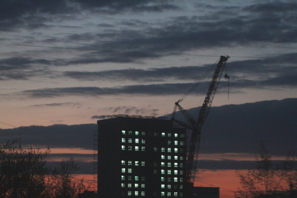 Ночная жизнь города - олег свирский 