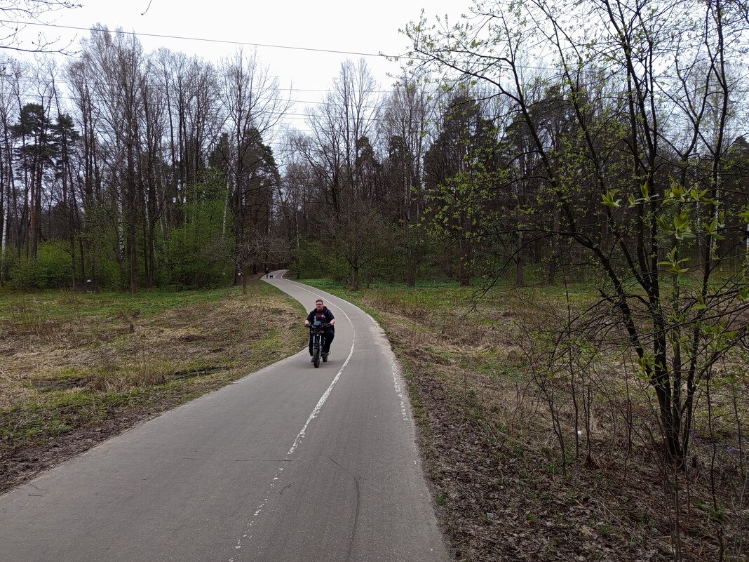 Апрель как он есть - Андрей Лукьянов