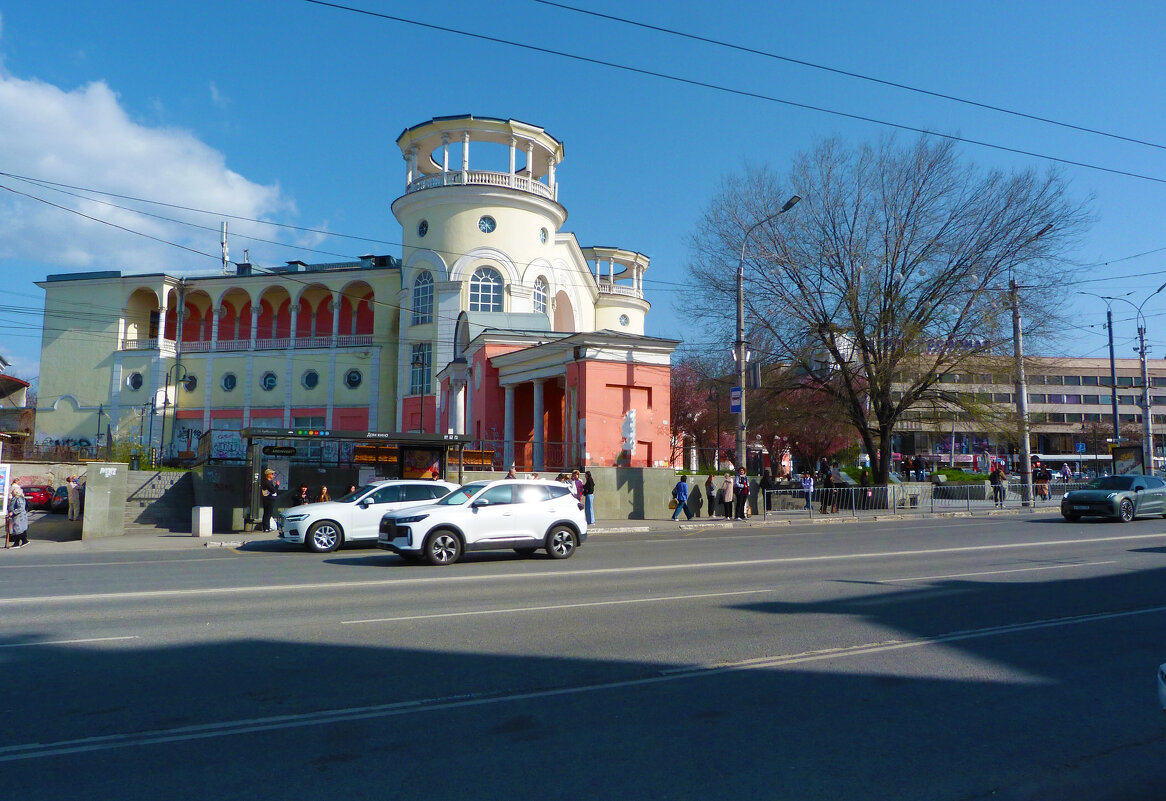 Кинотеатр  Симферополь - Валентин Семчишин