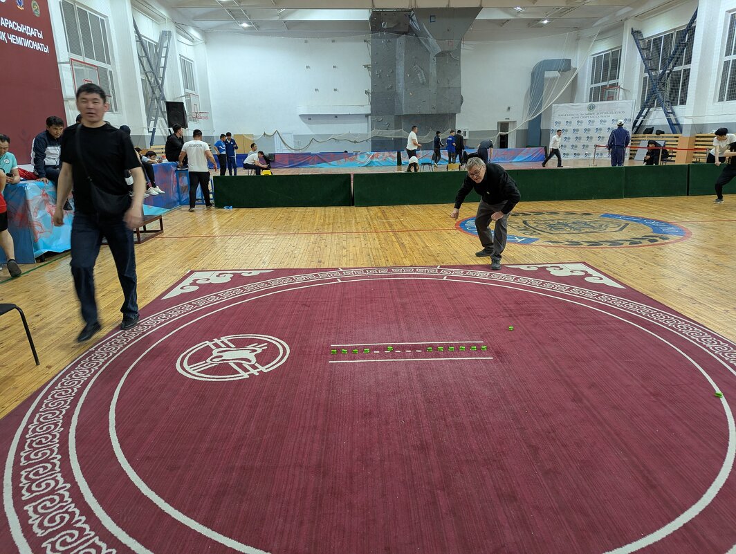 Игра народная - Андрей Хлопонин