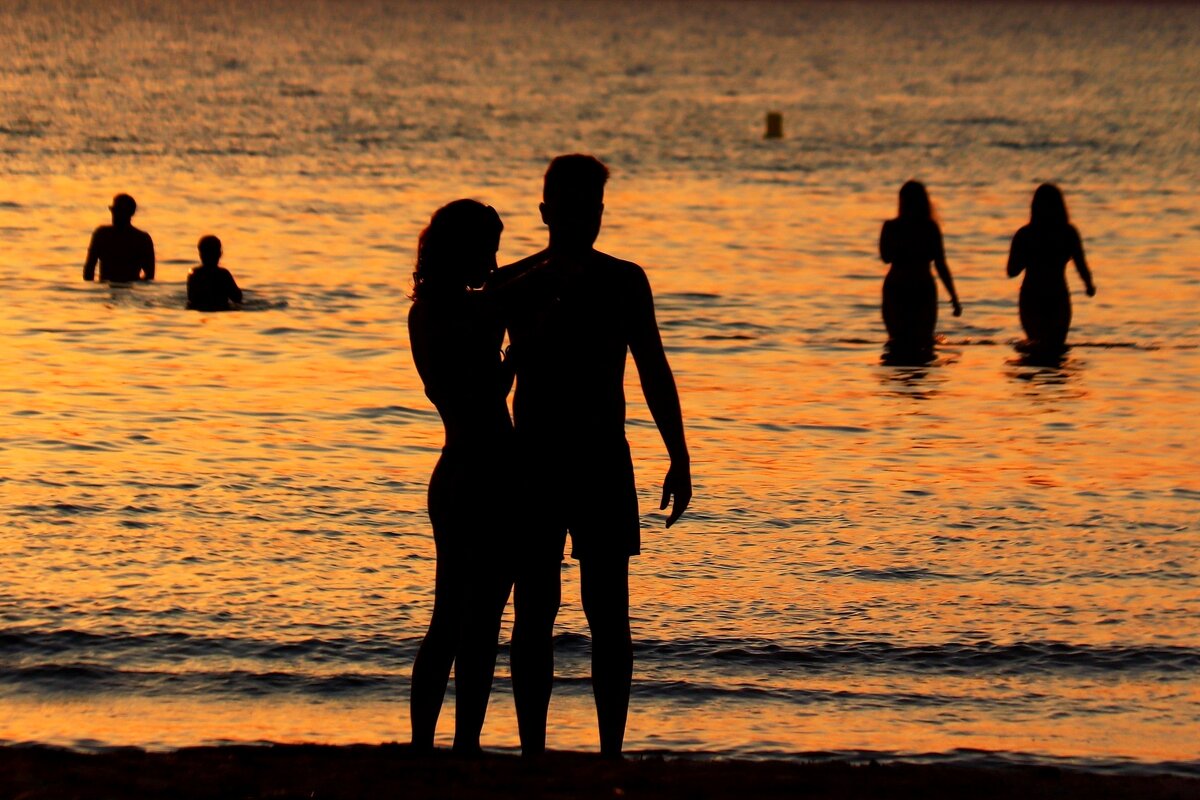 Силуэты - Юрий. Шмаков