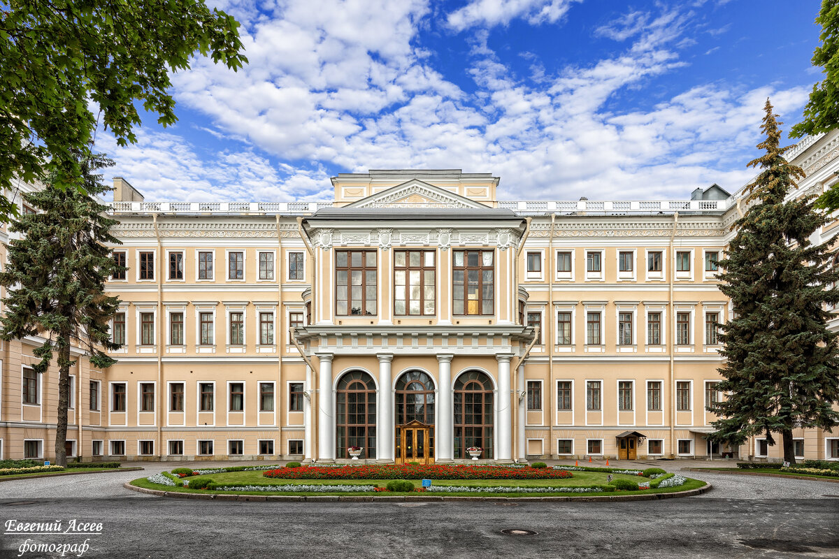 Этот город дворцов - Евгений 