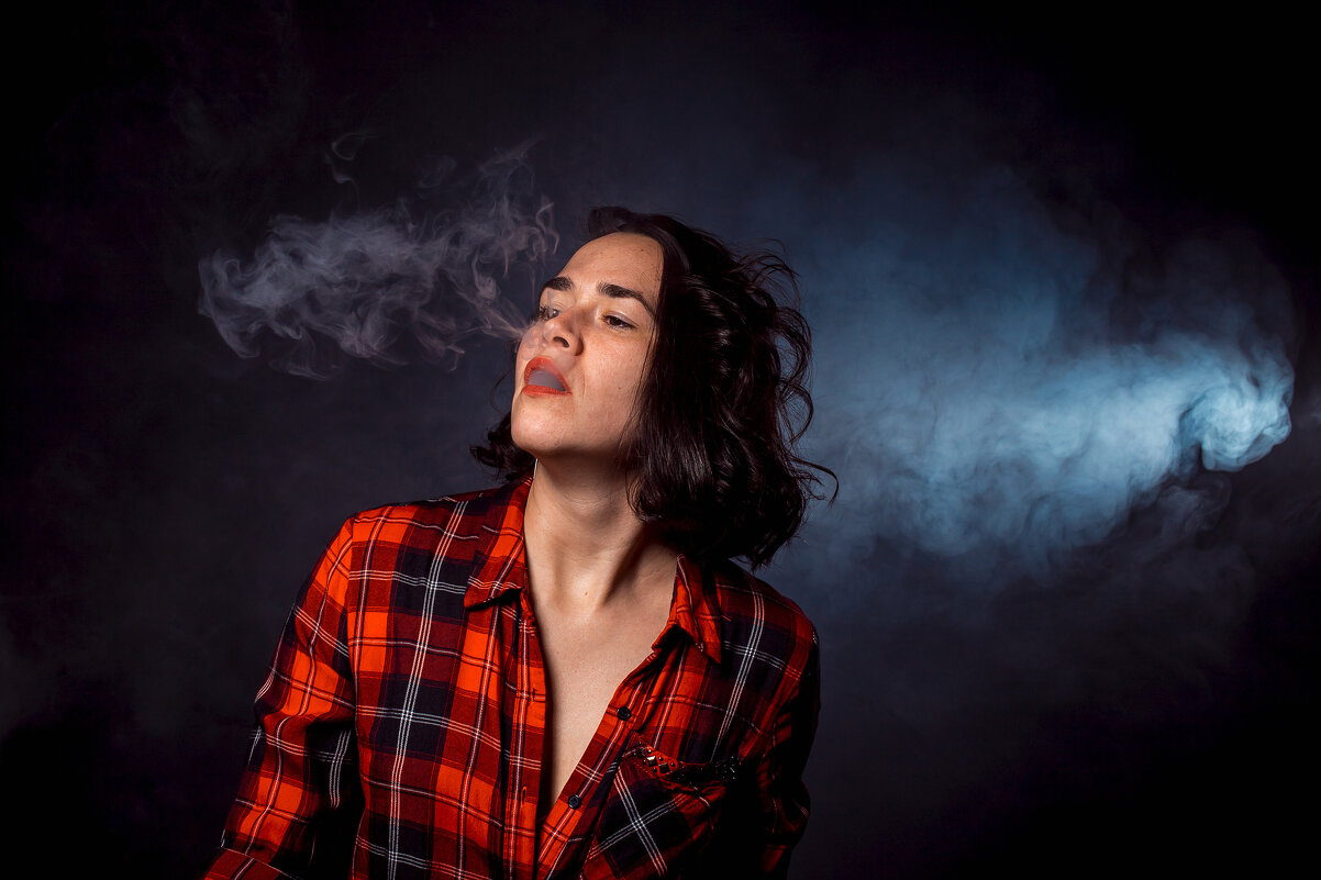 Дым сигарет с ментолом - Денис Трофимов