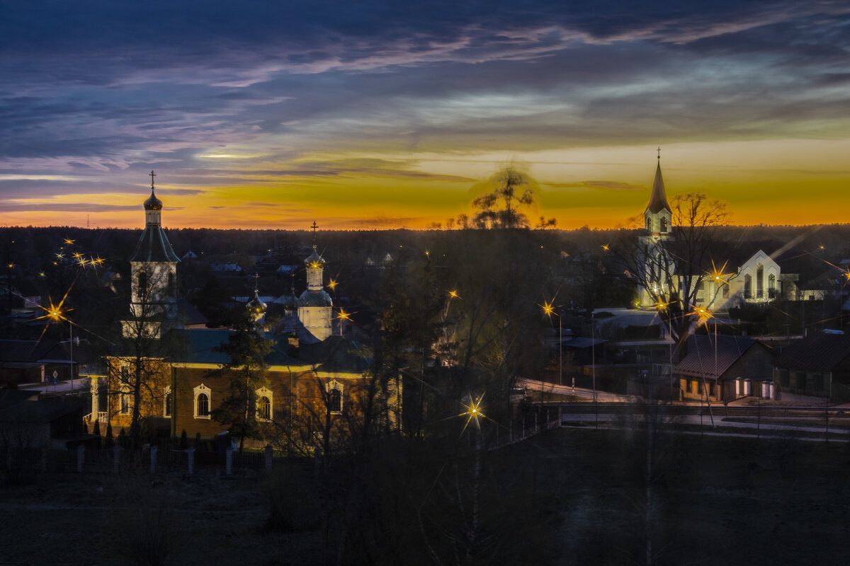 Закат  из окна. - Николай 