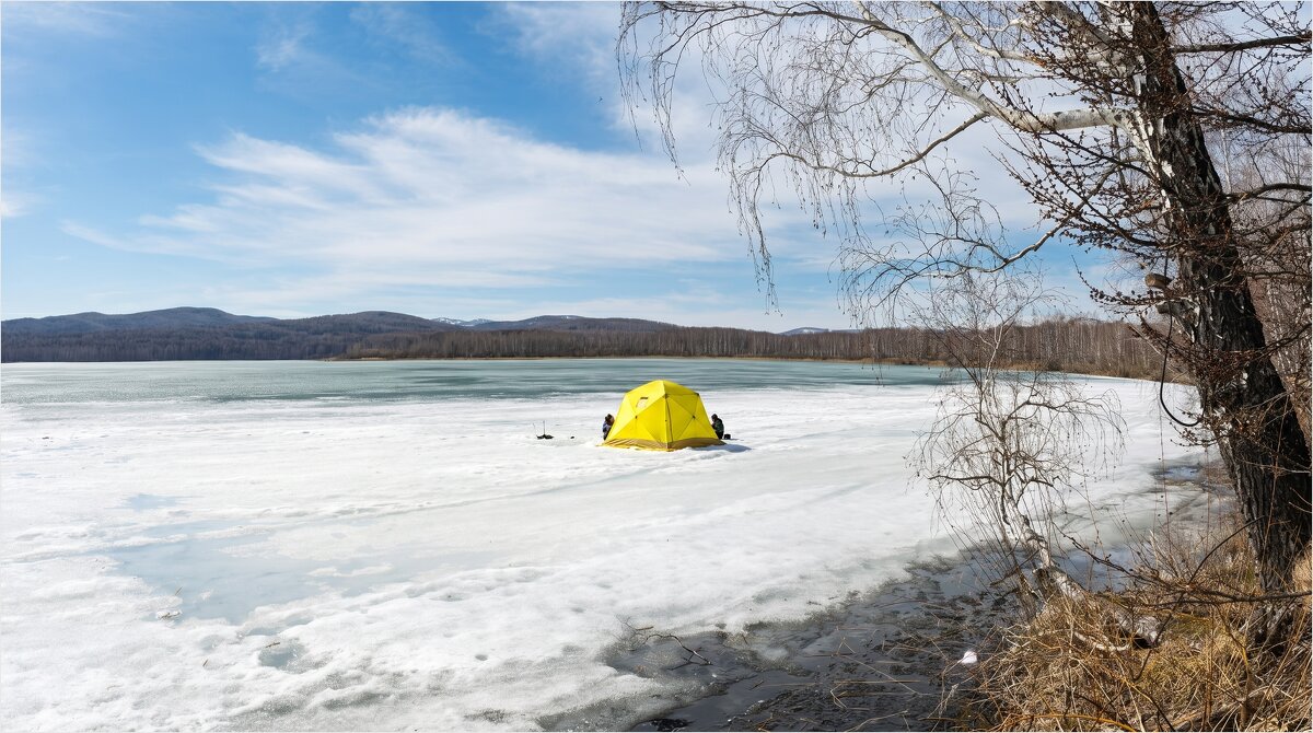 На весеннем льду.. - Алексей Мезенцев