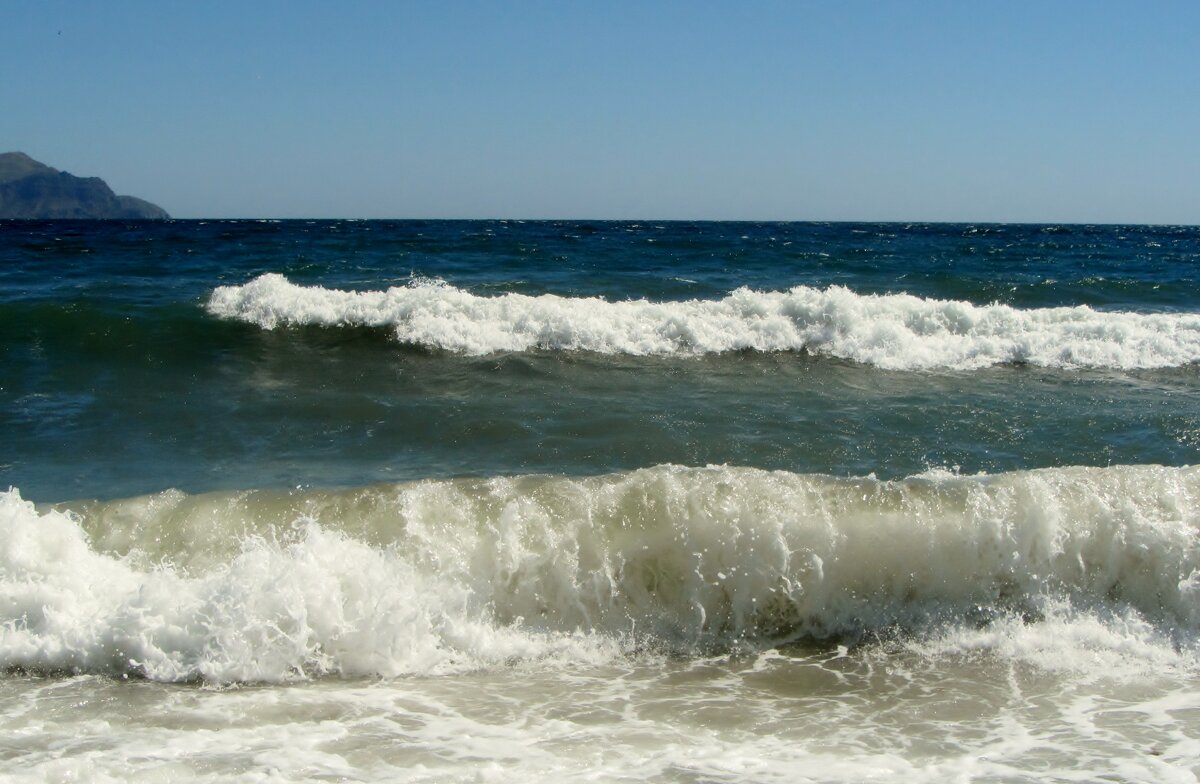 .. штормовые волны в Зелёной бухте... - galalog galalog