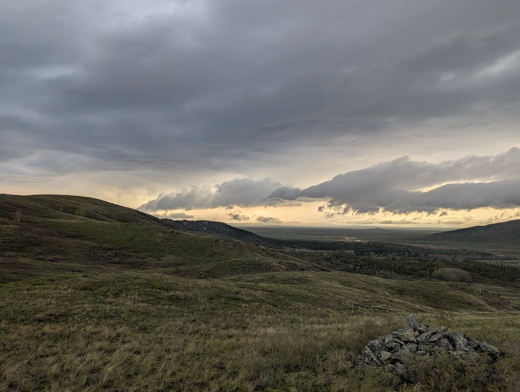 Вечереет сейчас быстро... - Андрей Хлопонин