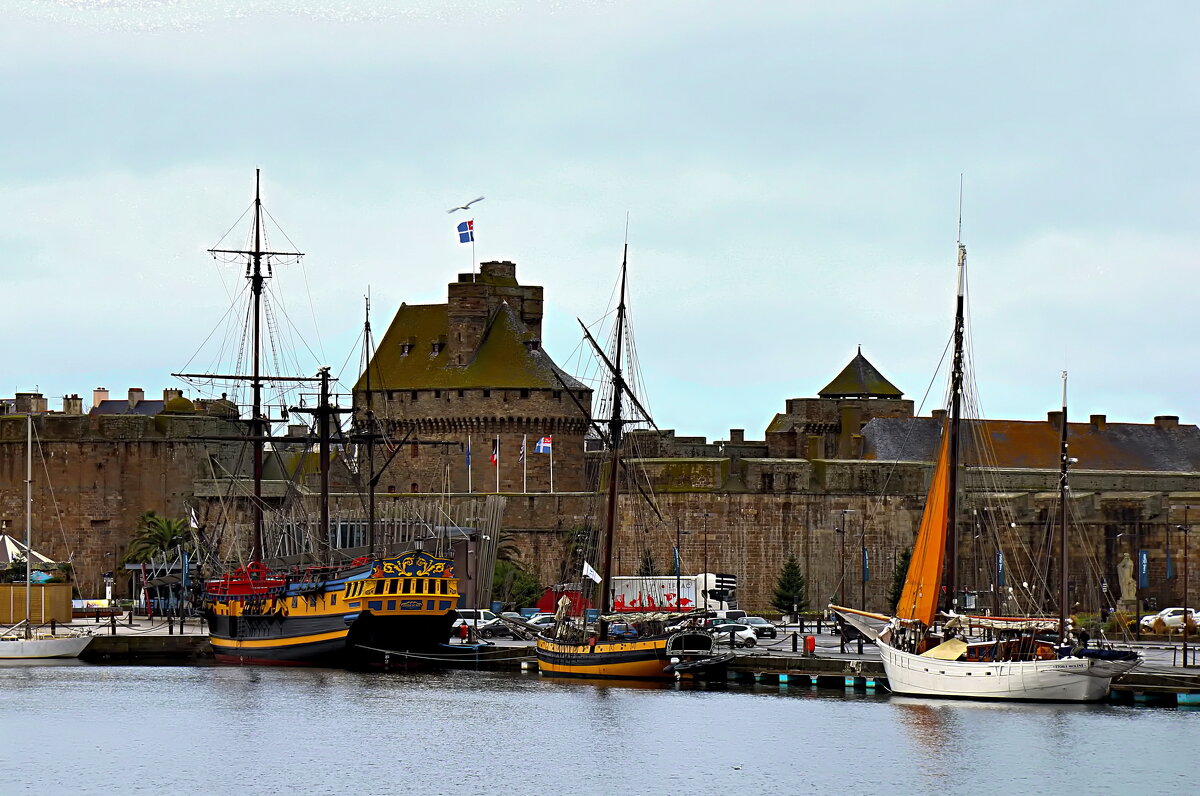 Старый порт в Сен-Мало - В.И 