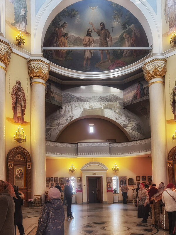 Храм Сретения Господня. - Лилия *