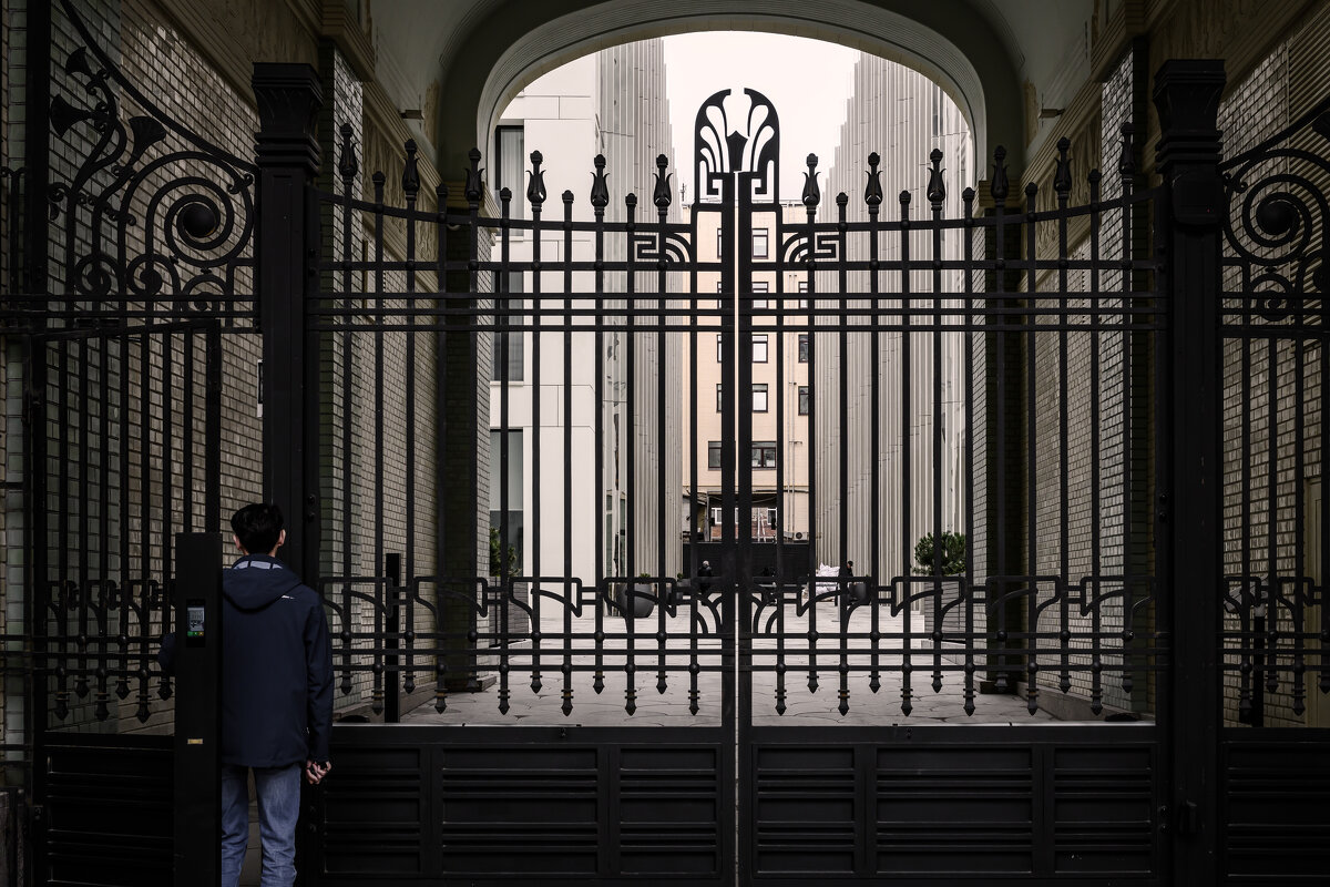 Ворота. - Валерий Пославский