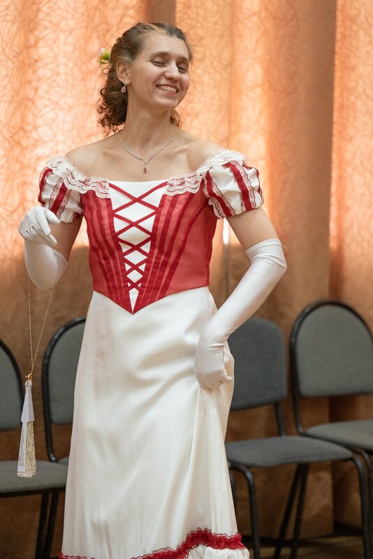 Семейный Пасхальный бал. - Виктор Евстратов