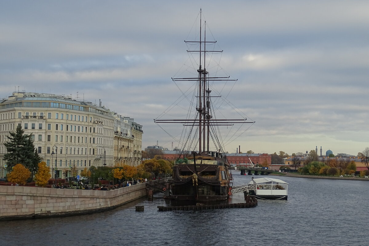 в центре города - Anna-Sabina Anna-Sabina