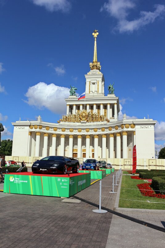 Центральный павильон ВДНХ - Ольга Центральный павильон ВДНХ - Ольга
