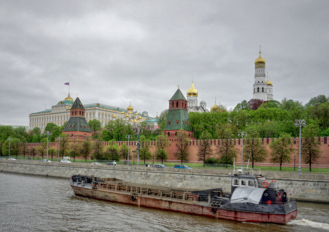 Баржа по Москва-реке - Andrey Lomakin