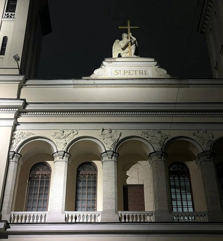 Вечерняя прогулка в Петербурге - Елена 