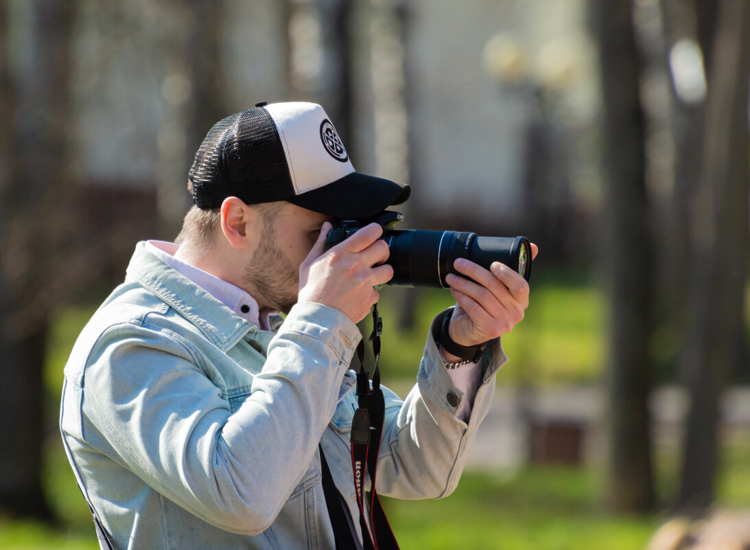 Коллега за работой. - Андрей Андрианов Коллега за работой. - Андрей Андрианов