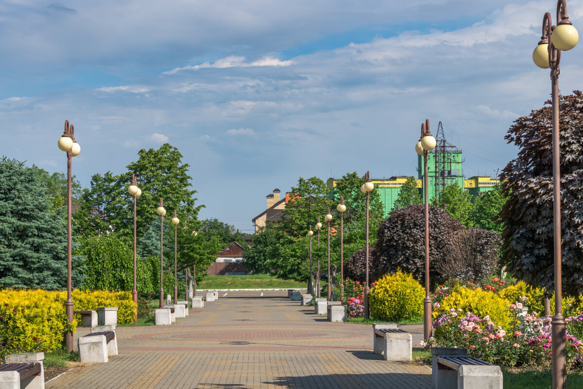 Прогулка по городу Армавир - Игорь Сикорский Прогулка по городу Армавир - Игорь Сикорский