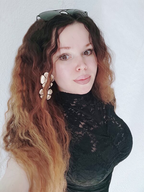 Портрет - Елена Галата