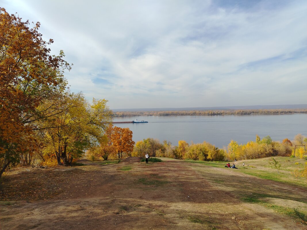 Волга осенью - Надежда 