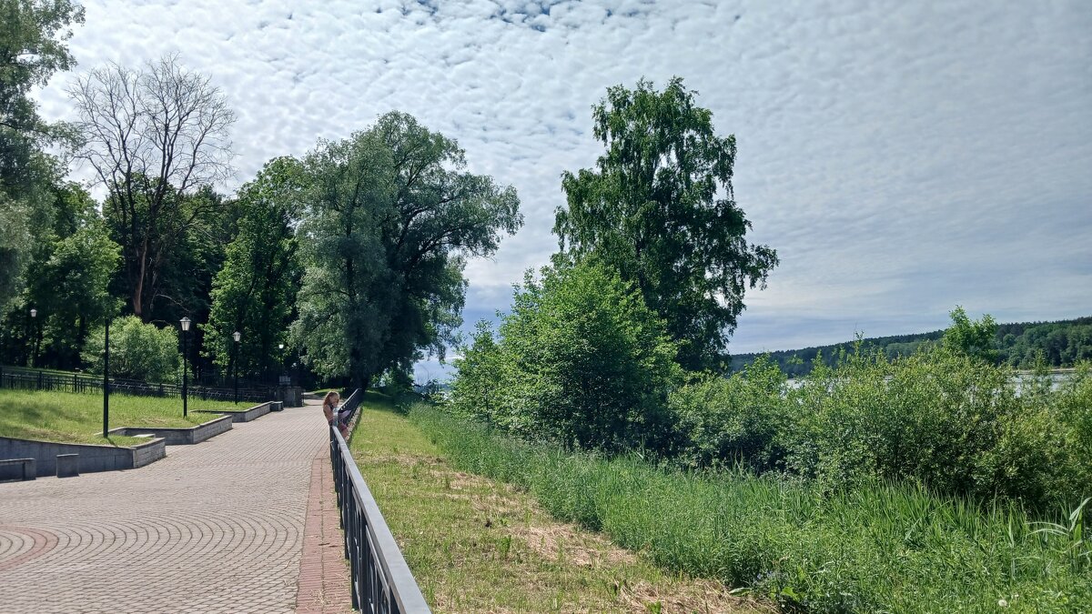 Кировск. Петровский сквер - Наталья Герасимова Кировск. Петровский сквер - Наталья Герасимова