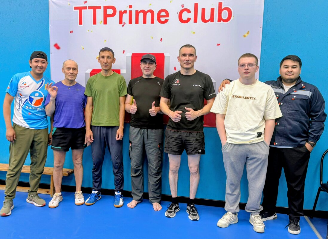 Играем в настольный теннис - Георгиевич Играем в настольный теннис - Георгиевич