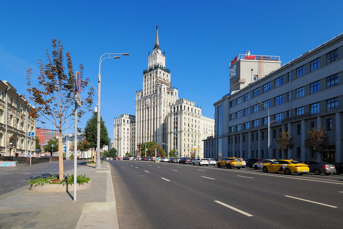 Высотка на Красных Воротах в Москве - Евгений Седов