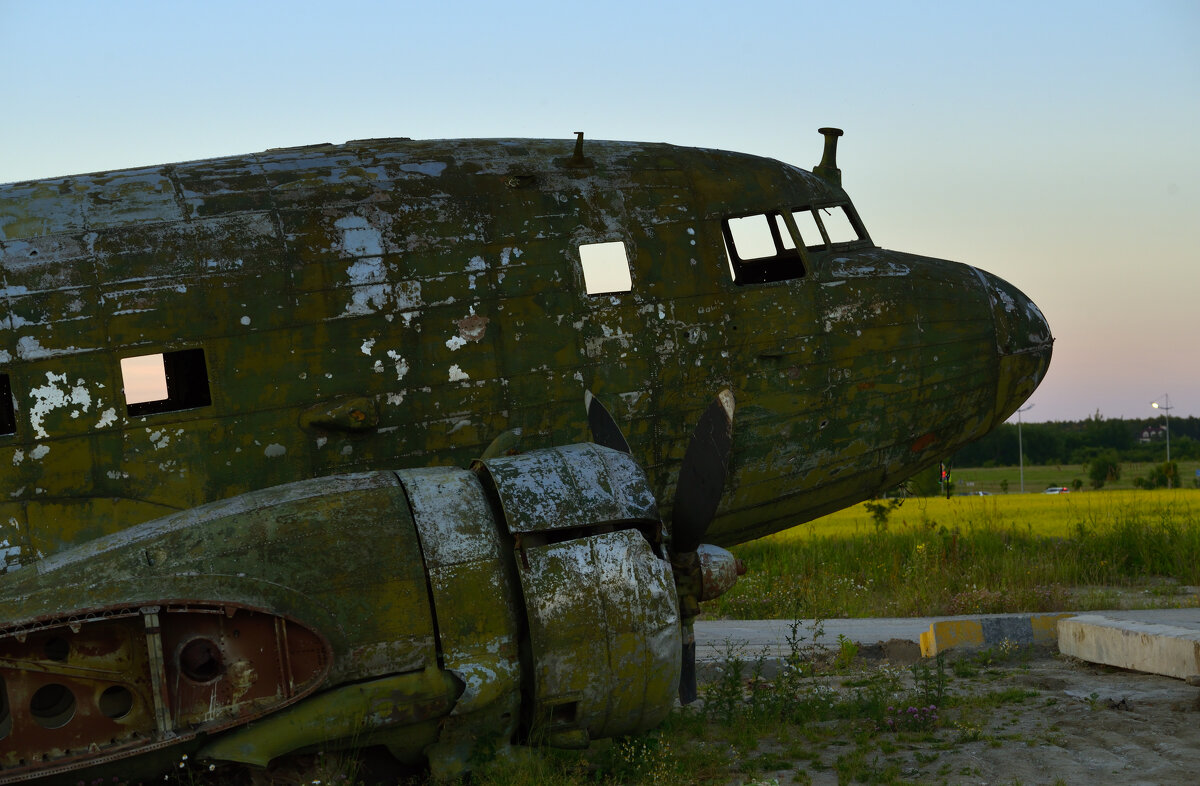 Конец пути. Ли-2, он же Douglas DC-3. - Константин Белоногов
