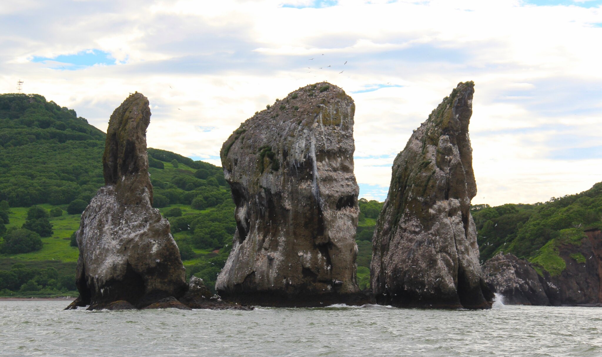 Камчатка. Три Брата на входе в Авачинскую бухту :: Сергей Никифоров Камчатка. Три Брата на входе в Авачинскую бухту :: Сергей Никифоров