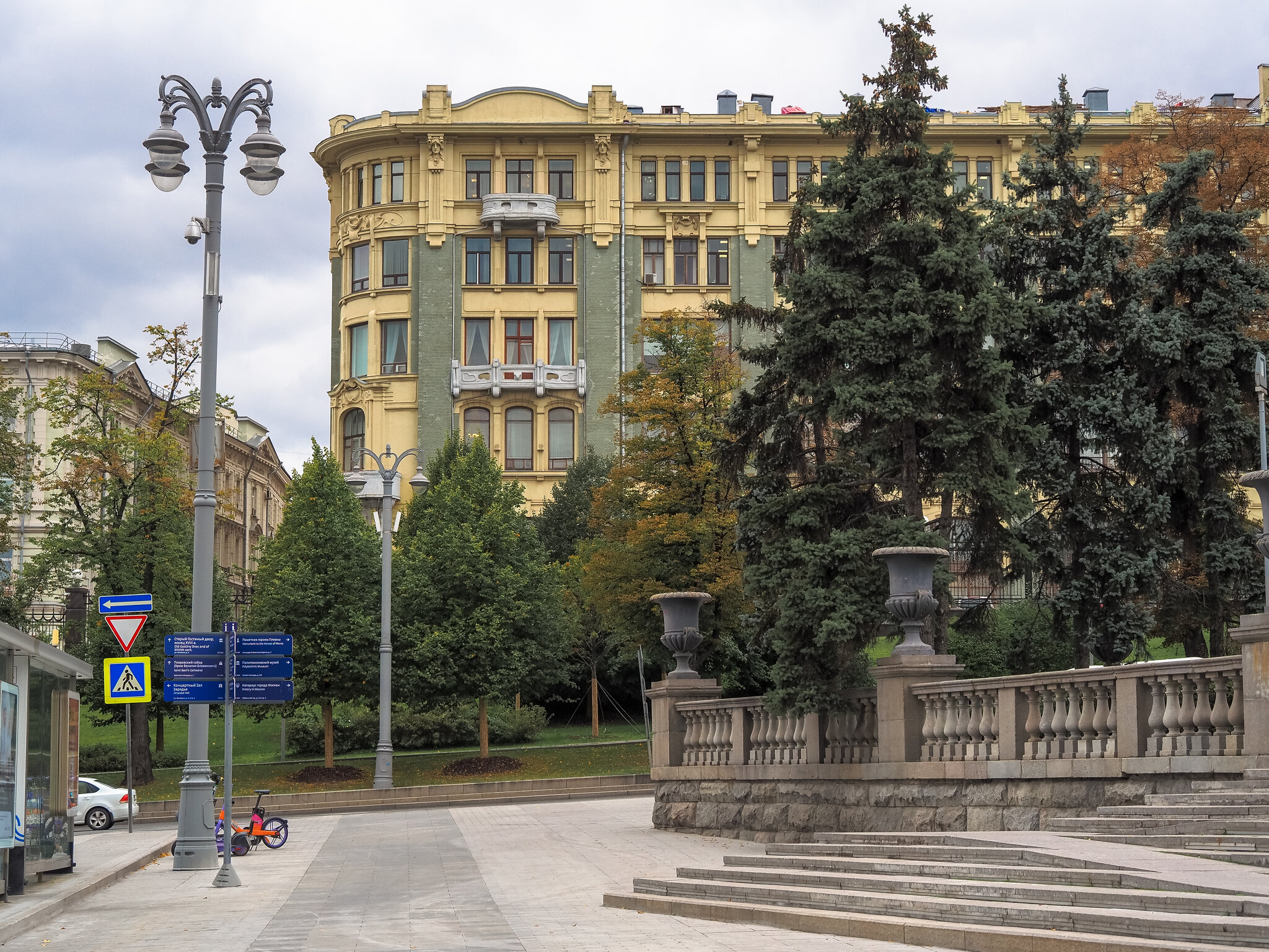 Уголок Москвы :: юрий поляков Уголок Москвы :: юрий поляков