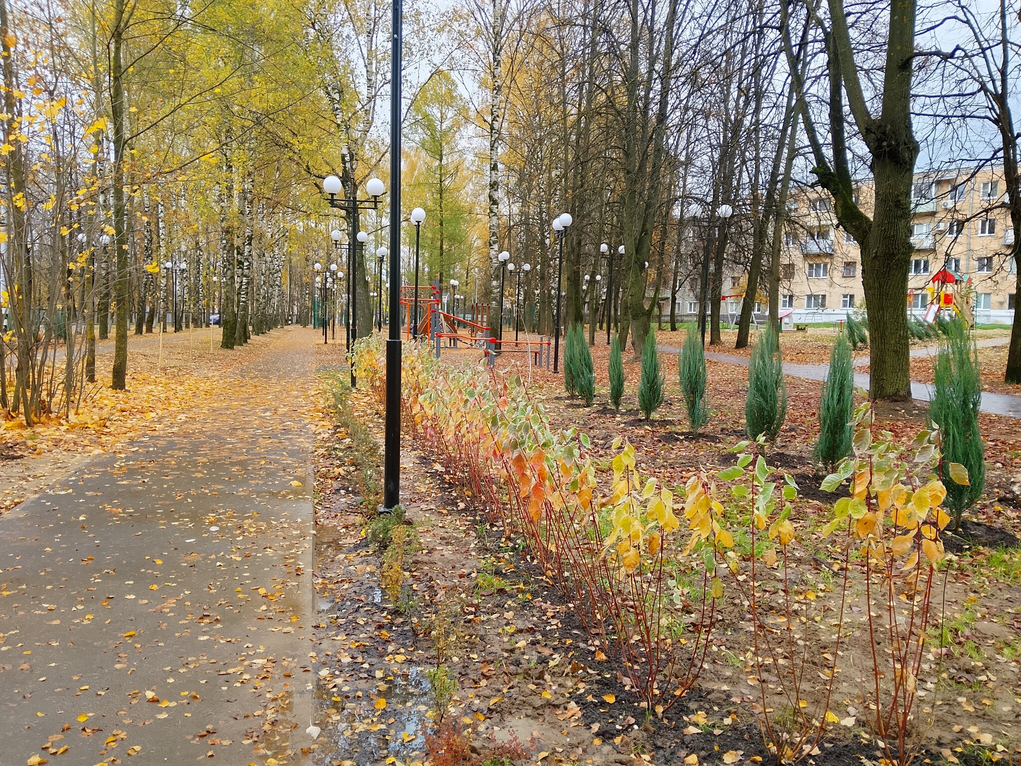 В осеннем сквере :: Наталья *** В осеннем сквере :: Наталья ***