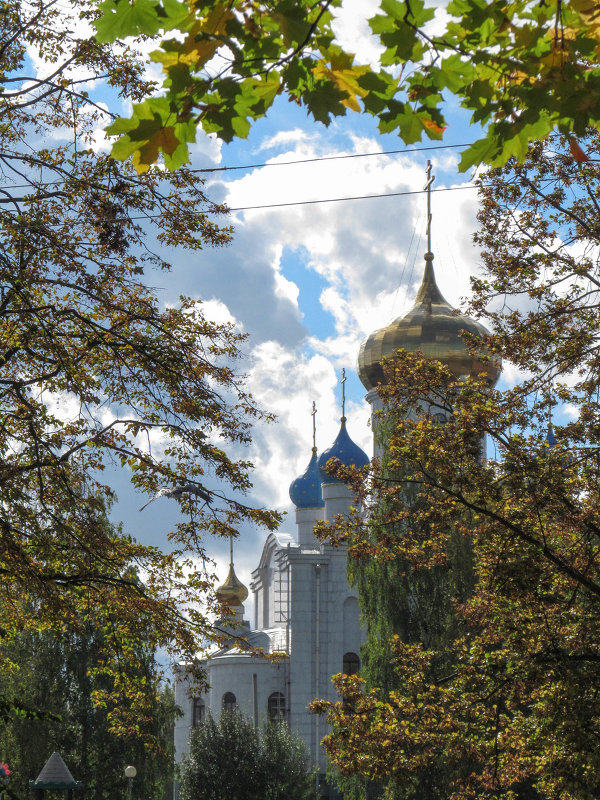 Осенний пейзаж - Олег Козлов