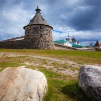 Монастырские валуны :: Николай 