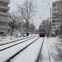 На трамвайных путях :: Александр Синдерёв