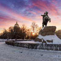 Новогодним утром на Сенатской :: Евгений 