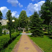 Чебоксары. Студенческий сквер летом. :: Пётр Чернега