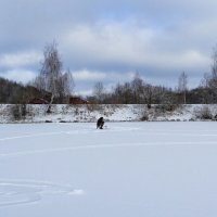 О любителе зимний рыбалки. :: Милешкин Владимир Алексеевич 