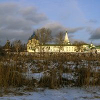 Вид на Суздальский кремль с Каменки :: Сергей Цветков